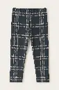 Black leggings 2.webp